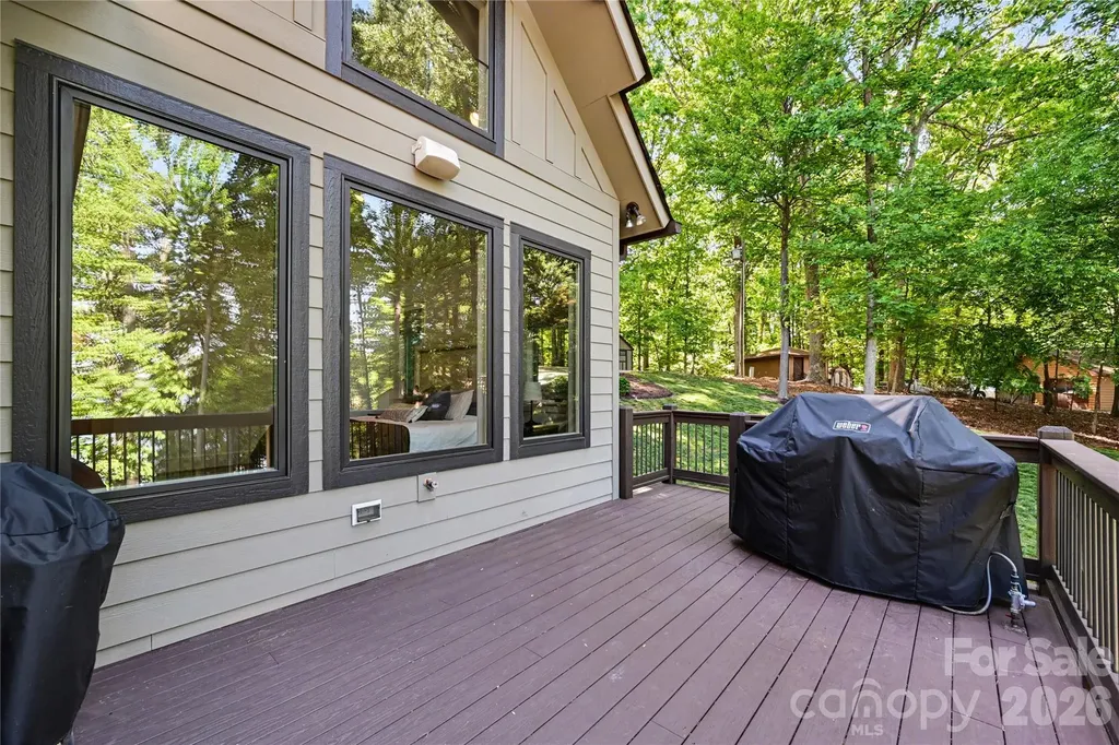 142 Lakeview Shores Loop Mooresville NC 28117