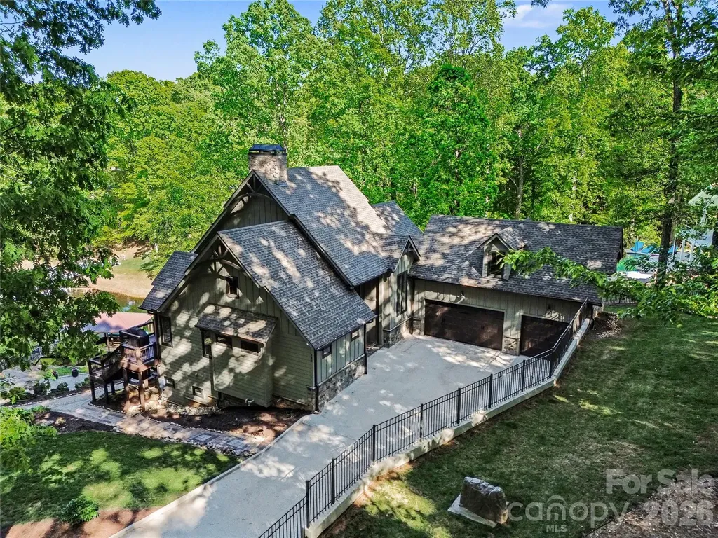 142 Lakeview Shores Loop Mooresville NC 28117
