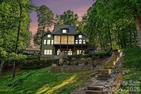 142 Lakeview Shores Loop Mooresville NC 28117