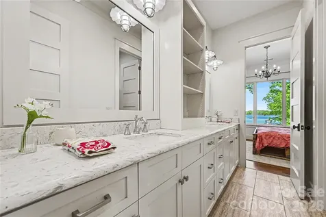 142 Lakeview Shores Loop Mooresville NC 28117