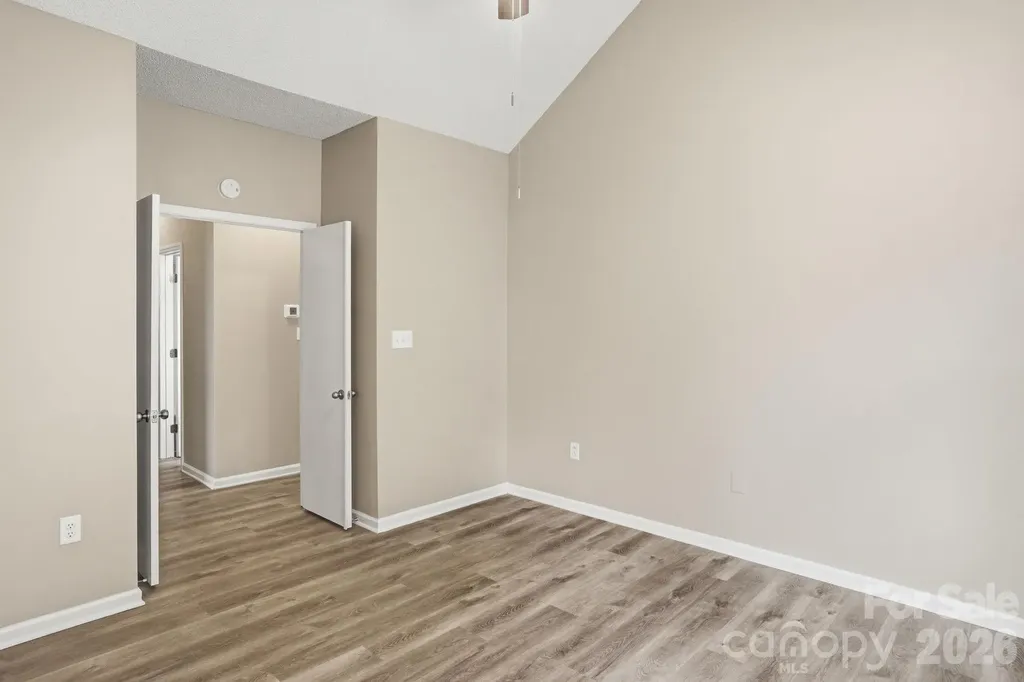 7200 Daerwood Place Charlotte NC 28215