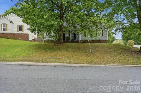 7200 Daerwood Place Charlotte NC 28215