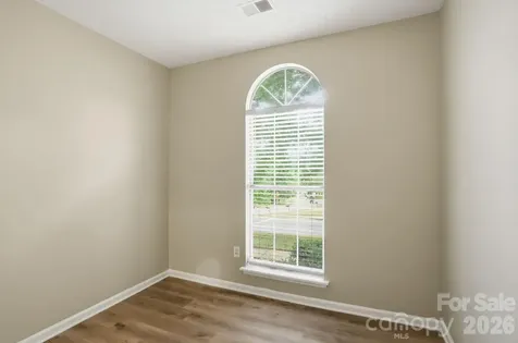 7200 Daerwood Place Charlotte NC 28215