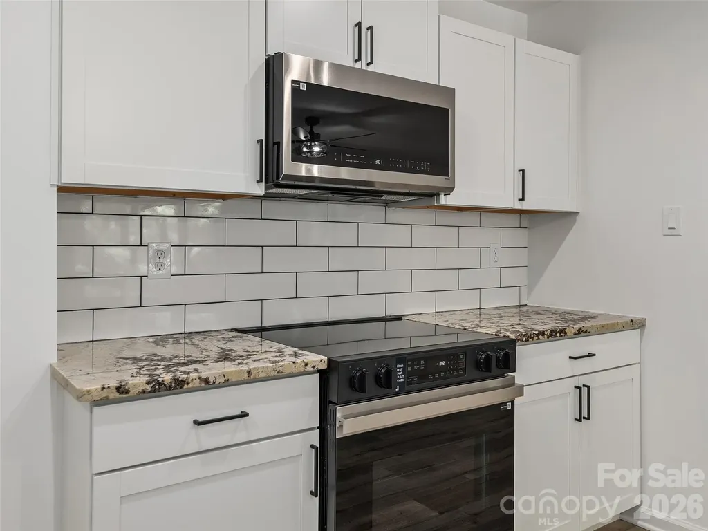 209 Ivy Hill Road Hendersonville NC 28792