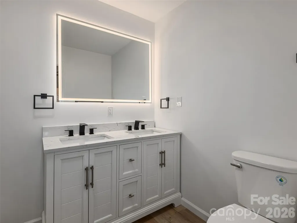 209 Ivy Hill Road Hendersonville NC 28792