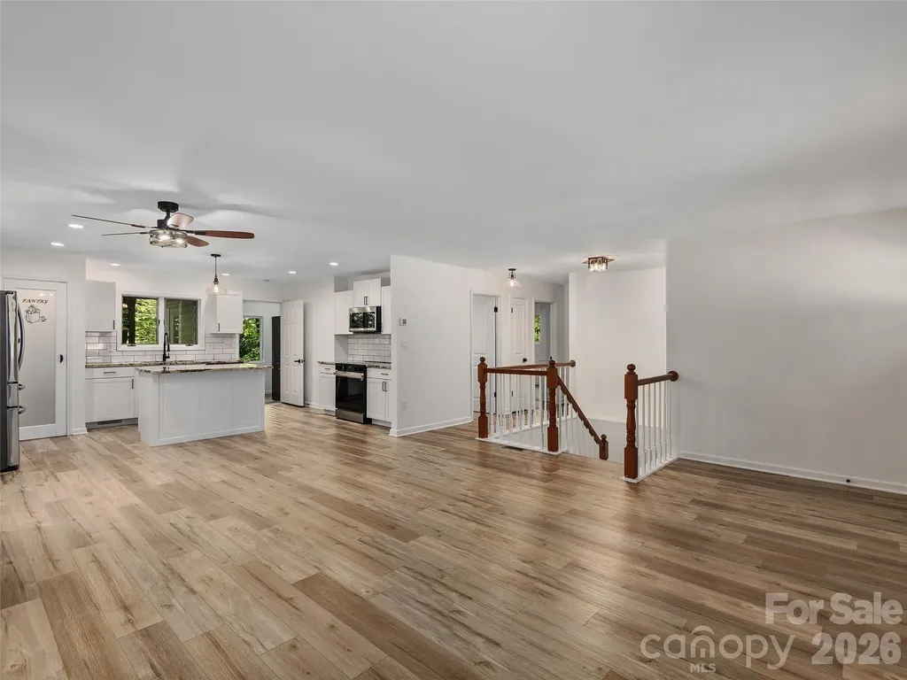 209 Ivy Hill Road Hendersonville NC 28792