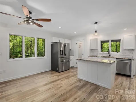 209 Ivy Hill Road Hendersonville NC 28792
