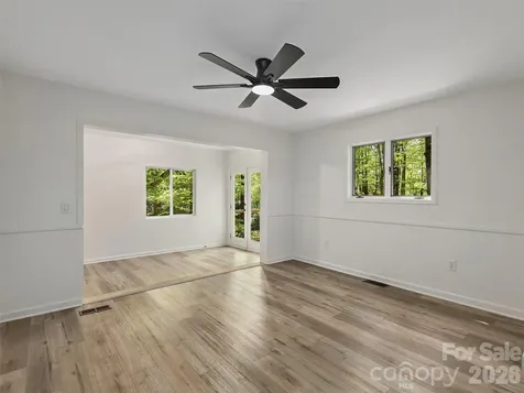 209 Ivy Hill Road Hendersonville NC 28792