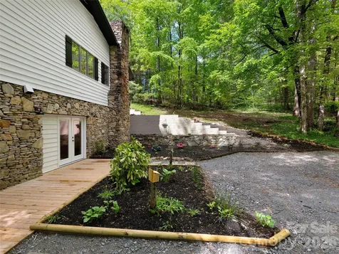 209 Ivy Hill Road Hendersonville NC 28792