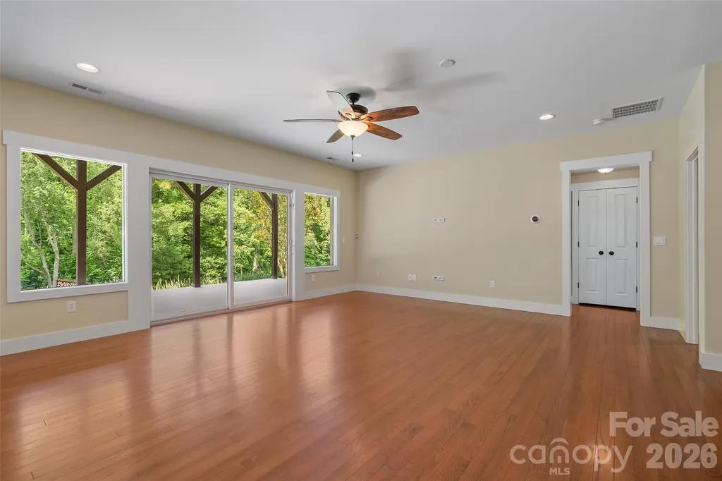 136 Mystic Way Canton NC 28716