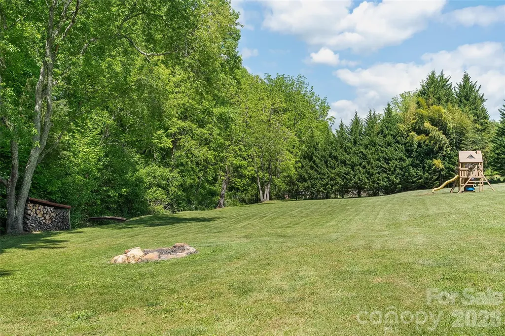 136 Mystic Way Canton NC 28716