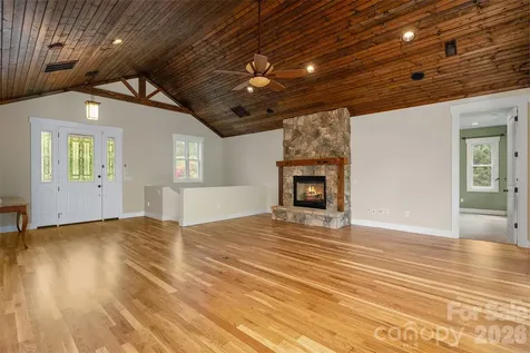 136 Mystic Way Canton NC 28716