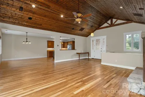 136 Mystic Way Canton NC 28716