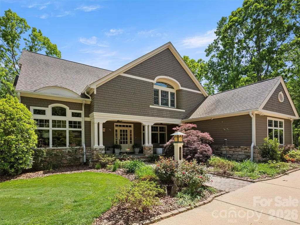 701 Baneberry Court Asheville NC 28803