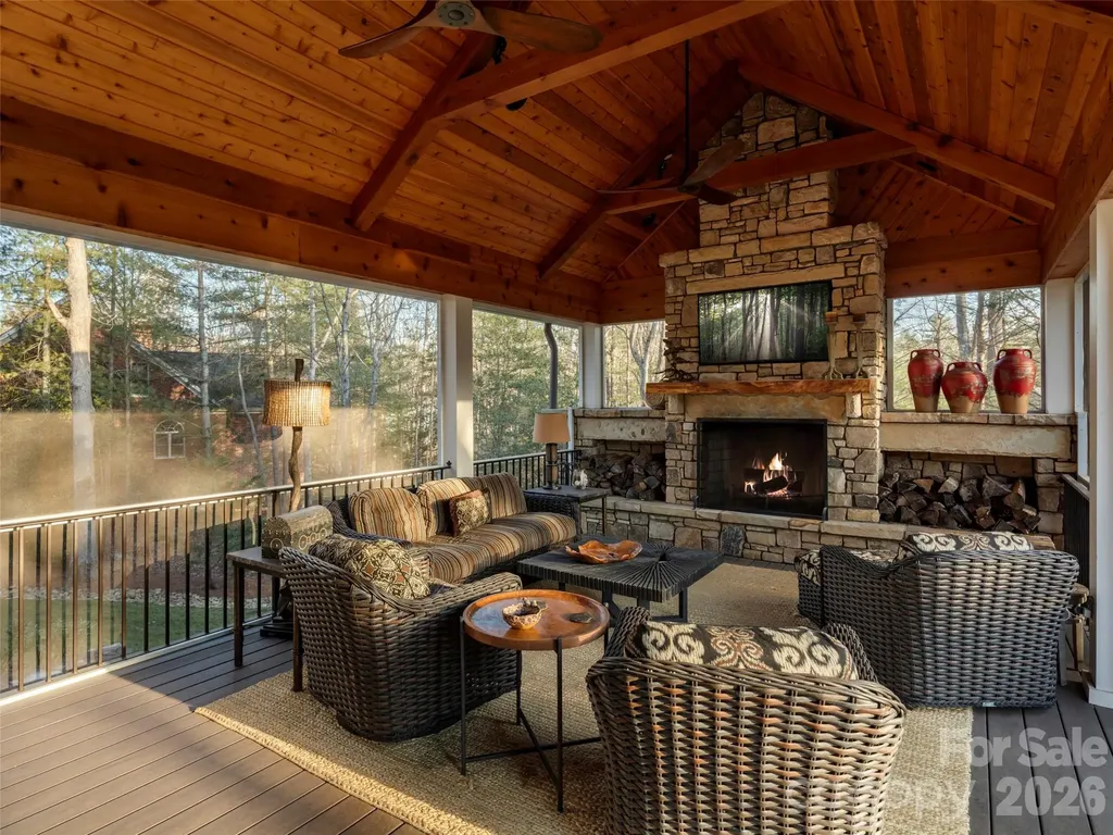 701 Baneberry Court Asheville NC 28803