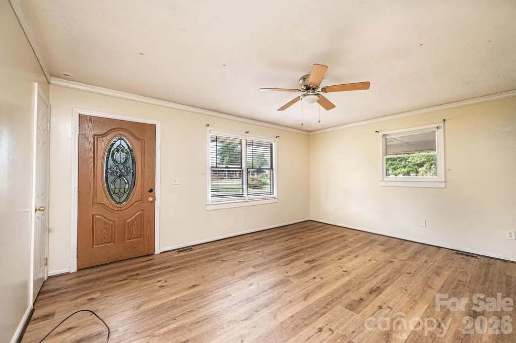3886 Clay Street Claremont NC 28610