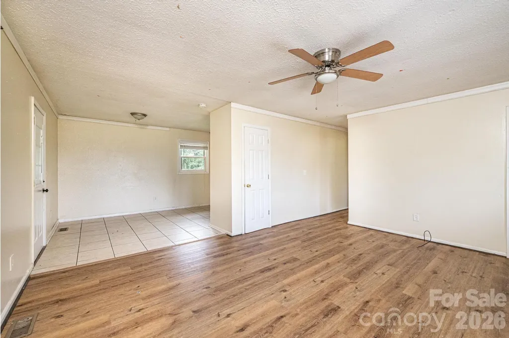 3886 Clay Street Claremont NC 28610