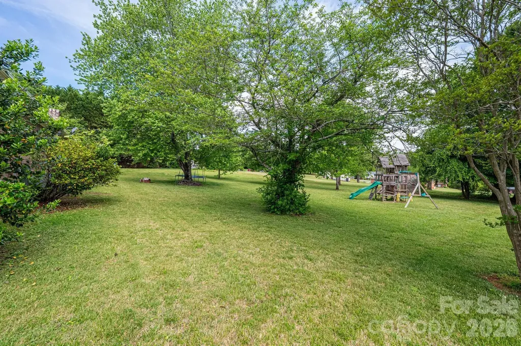 3886 Clay Street Claremont NC 28610