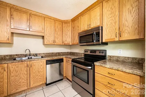 3886 Clay Street Claremont NC 28610