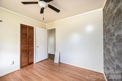 3886 Clay Street Claremont NC 28610