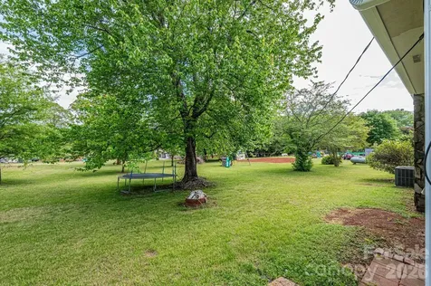 3886 Clay Street Claremont NC 28610