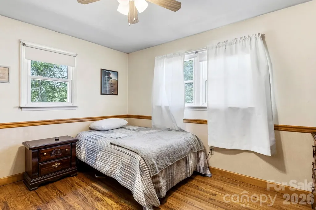 18 Hilda Lane Mills River NC 28759