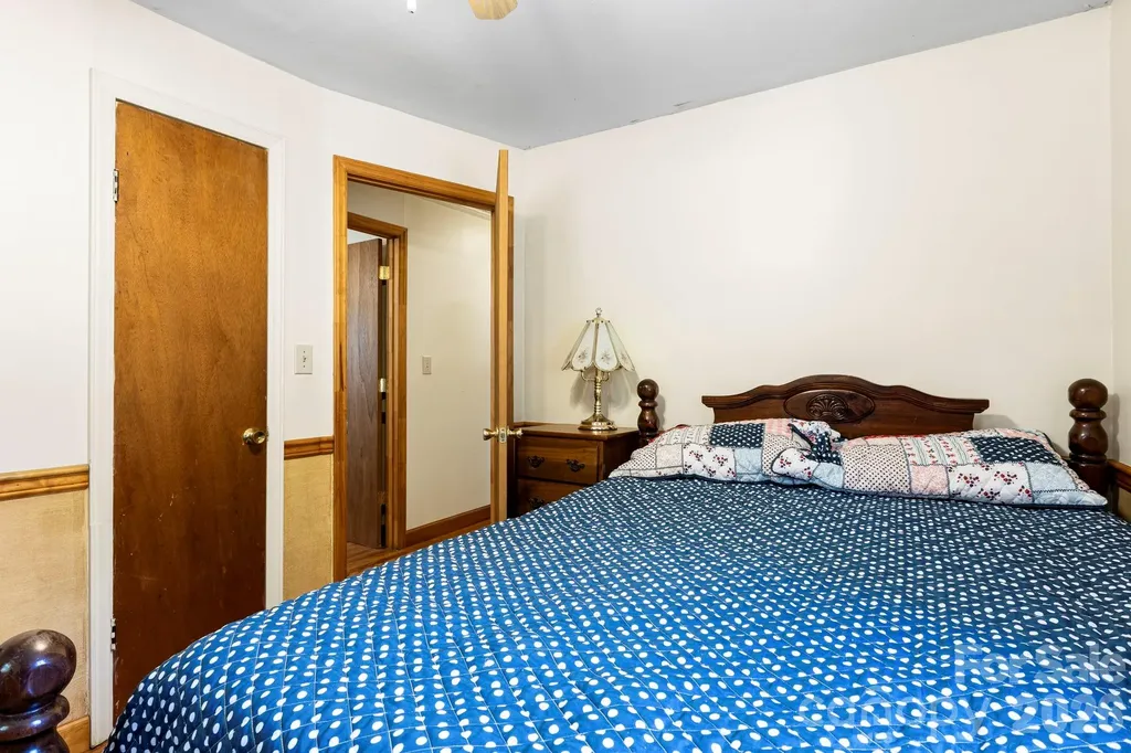 18 Hilda Lane Mills River NC 28759
