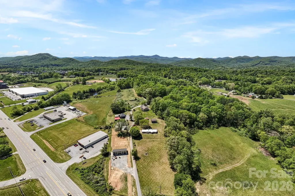 18 Hilda Lane Mills River NC 28759
