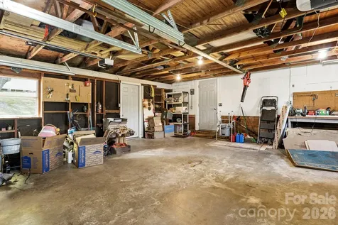 18 Hilda Lane Mills River NC 28759