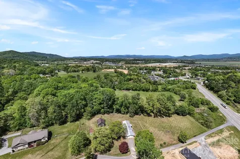 18 Hilda Lane Mills River NC 28759