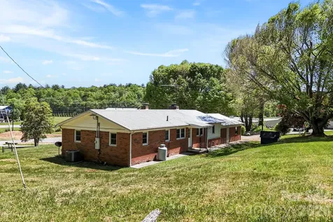 18 Hilda Lane Mills River NC 28759