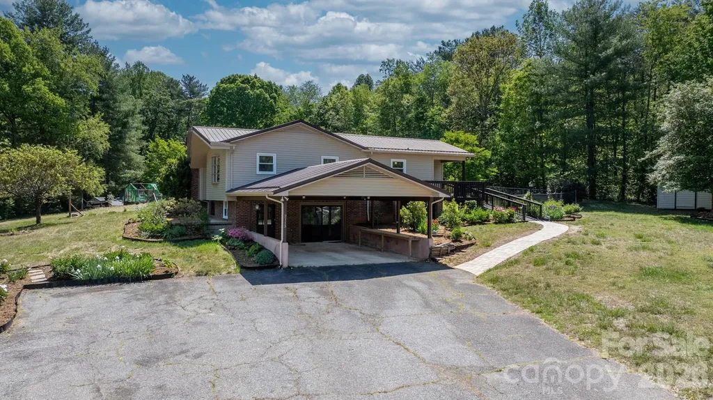 2113 White Pine Drive Granite Falls NC 28638