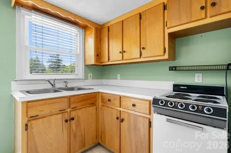 2113 White Pine Drive Granite Falls NC 28638