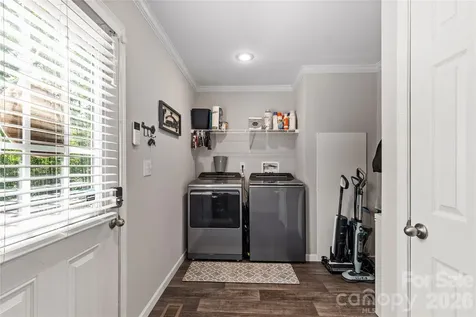 412 Mullinax Circle Blacksburg SC 29702