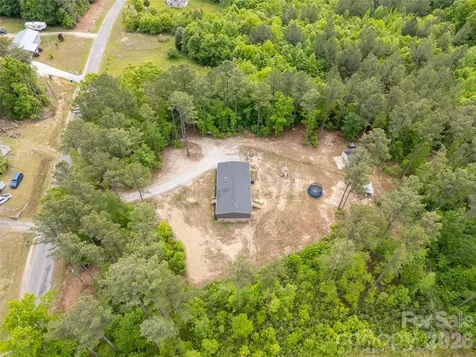 412 Mullinax Circle Blacksburg SC 29702
