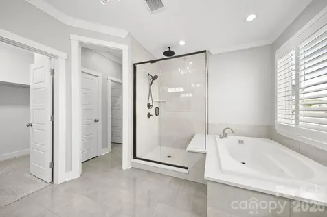 14104 Hollins Grove Avenue Huntersville NC 28078