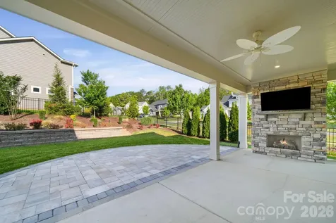 14104 Hollins Grove Avenue Huntersville NC 28078
