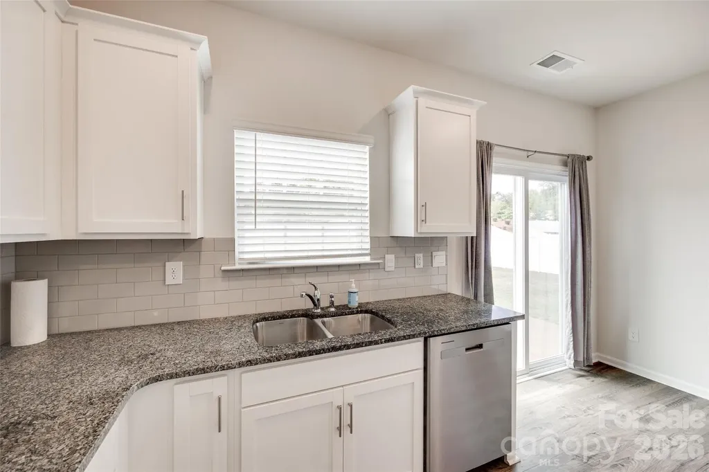 3513 Sycamore Crossing Court Mount Holly NC 28120