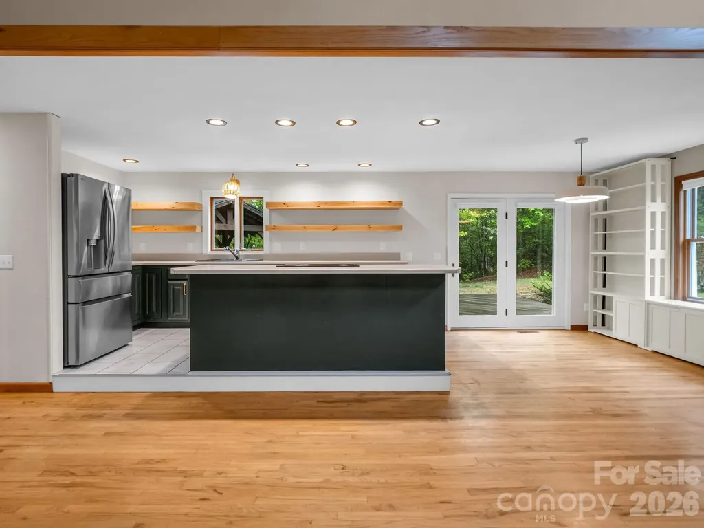 180 Canaday Drive Brevard NC 28712