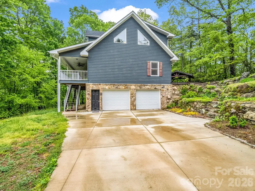 180 Canaday Drive Brevard NC 28712