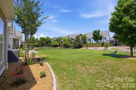 16024 Oxford Glenn Drive Huntersville NC 28078