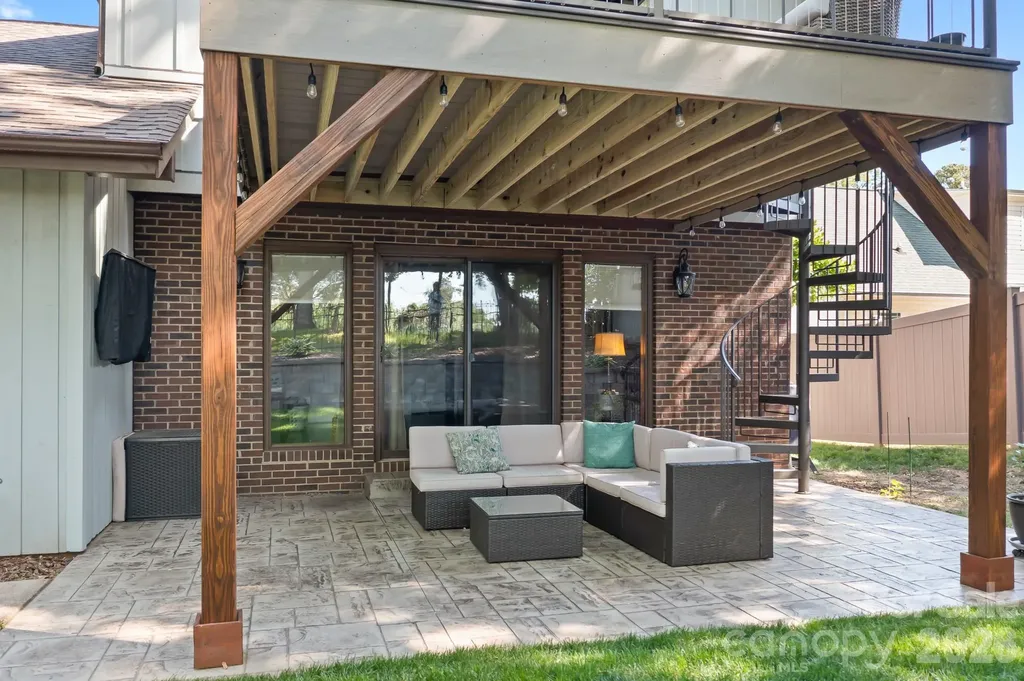 3469 Lake Shore Road S Denver NC 28037