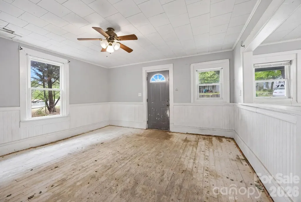 712 Conley Place NW Lenoir NC 28645