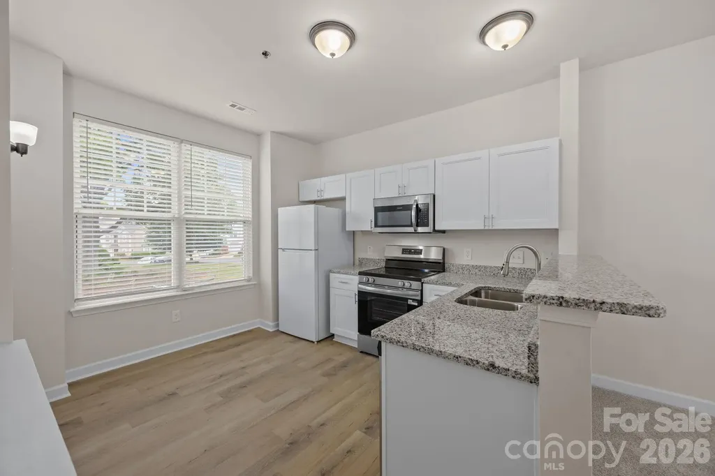 2750 Avalon Loop Road Charlotte NC 28269