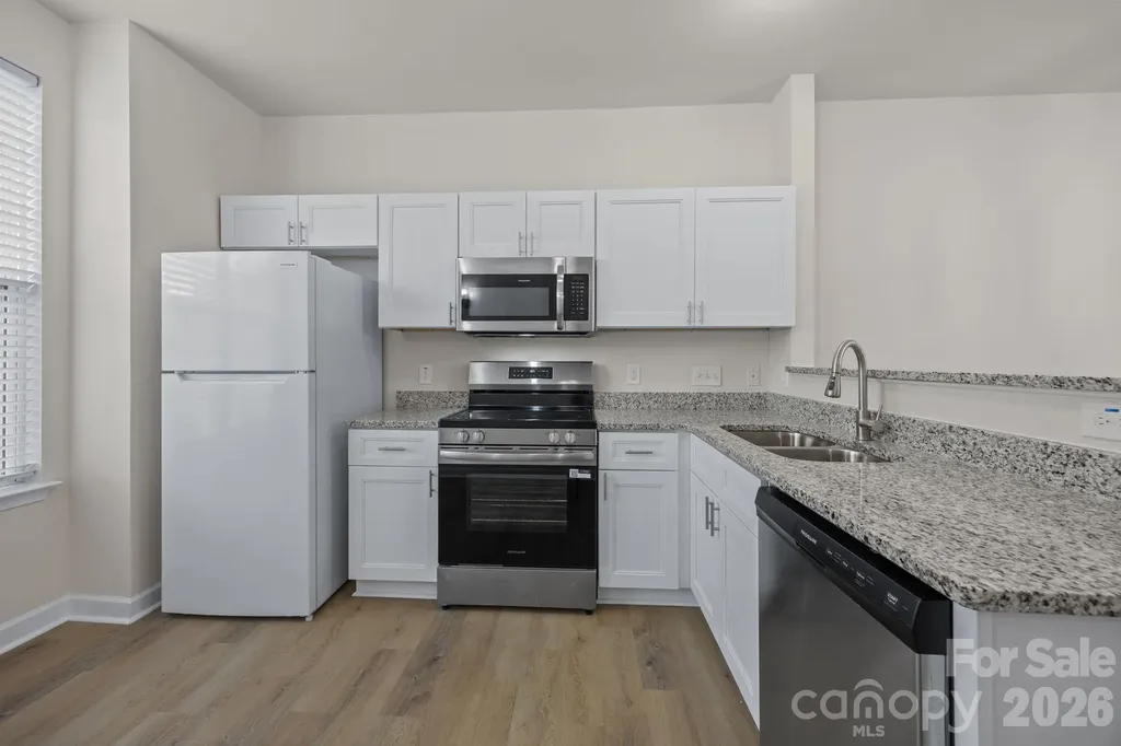 2750 Avalon Loop Road Charlotte NC 28269