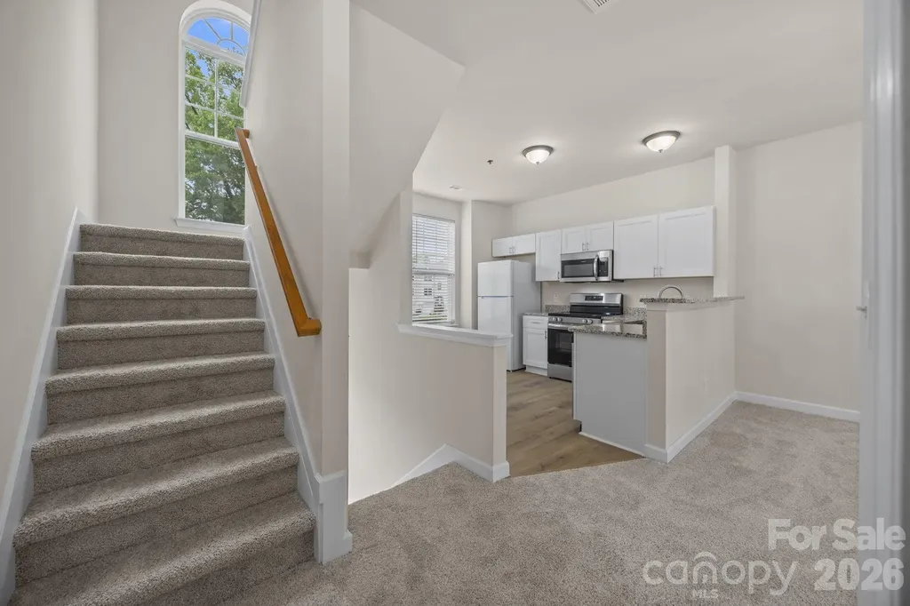2750 Avalon Loop Road Charlotte NC 28269
