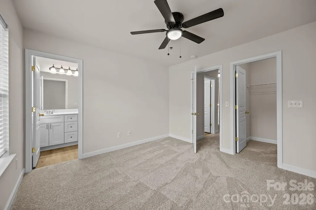 2750 Avalon Loop Road Charlotte NC 28269