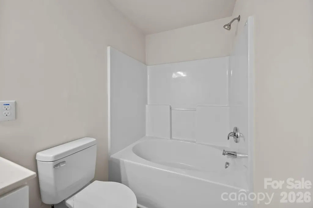 2750 Avalon Loop Road Charlotte NC 28269