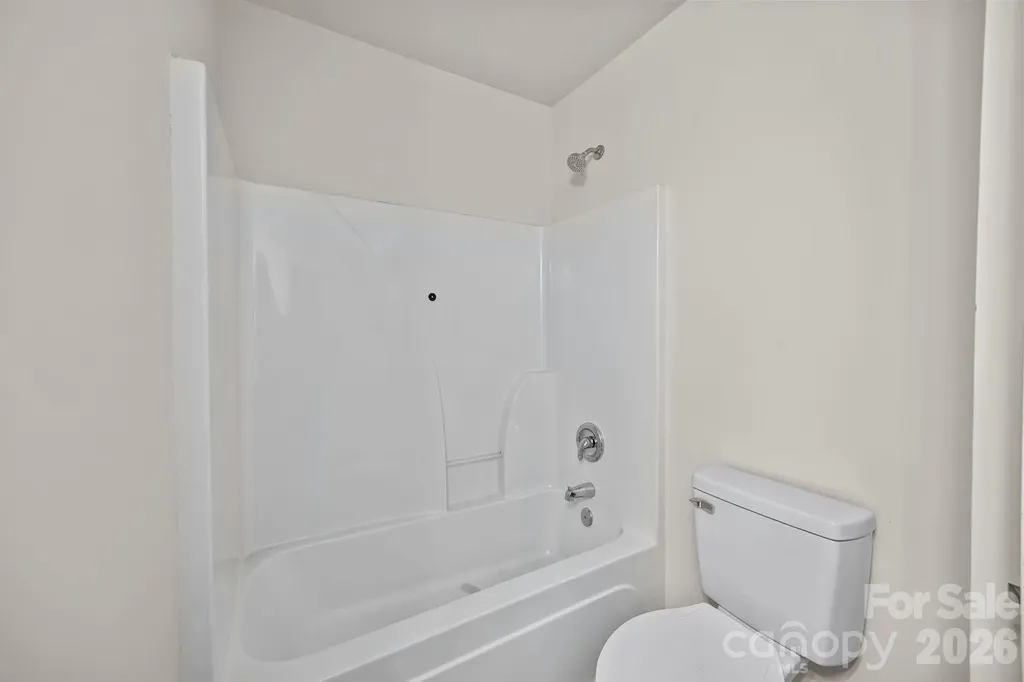2750 Avalon Loop Road Charlotte NC 28269
