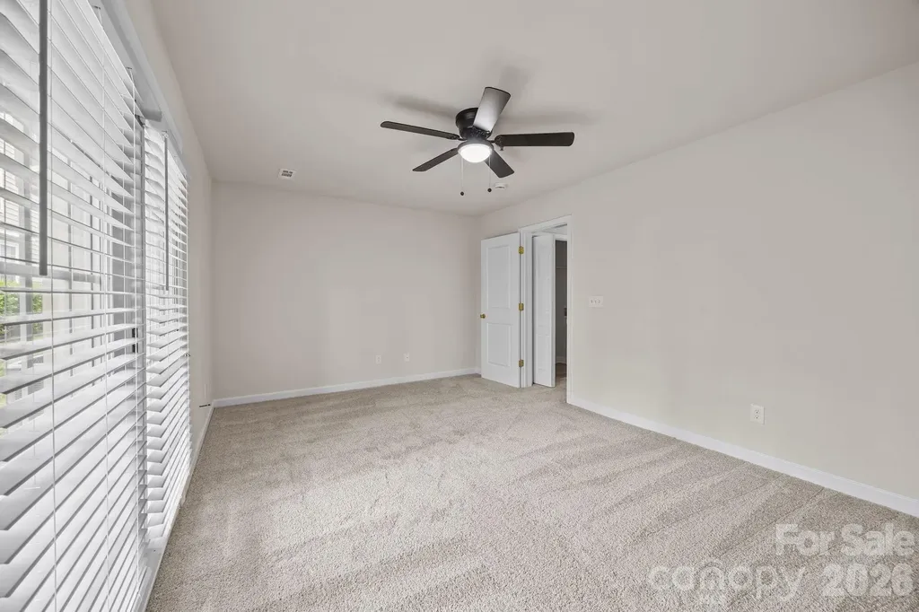 2750 Avalon Loop Road Charlotte NC 28269
